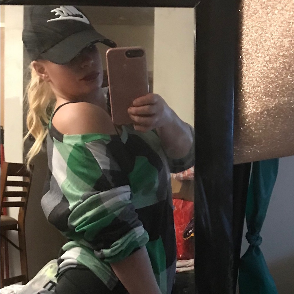 Green Plaid Side Top Long Sleeved Shirt